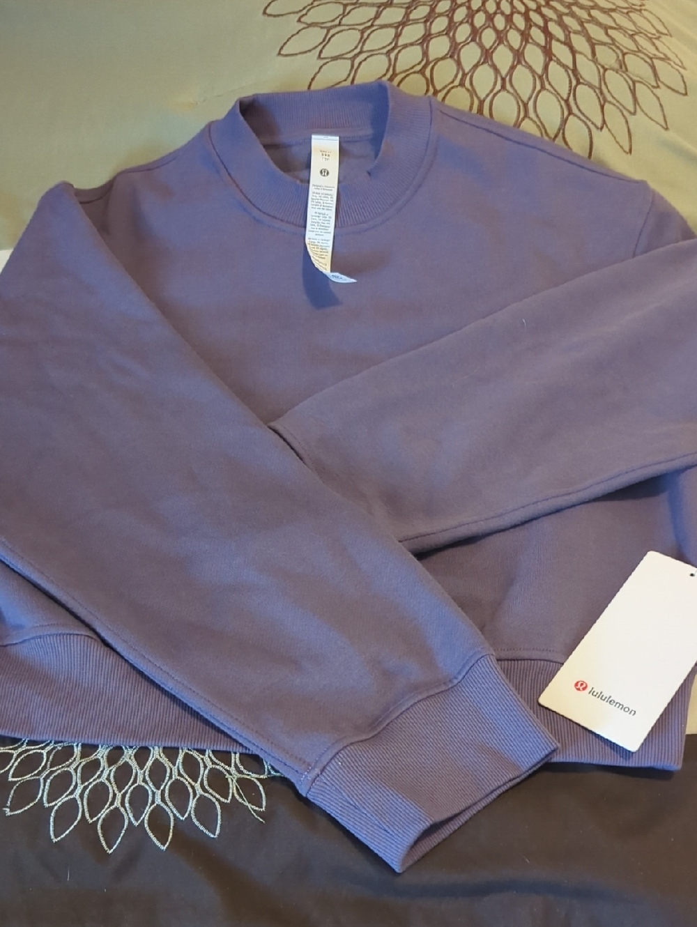 lululemon athletica Women's Crewneck Sweatshirt — Lavender Purple